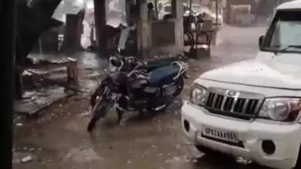 बदलापुर: खजुरन गांव में आकाशीय बिजली गिरने से एक किशोरी की मौत, एक अन्य किशोरी घायल