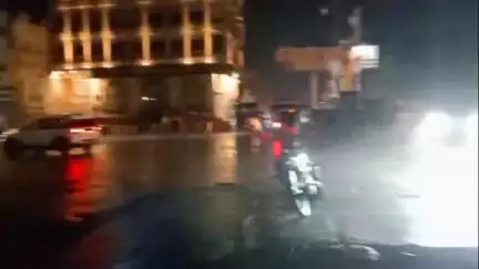 नागौद: सिंहपुर चौराहा नागौद में अज्ञात वाहन की टक्कर से बाइक सवार युवक घायल