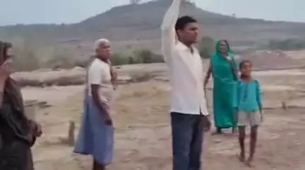 चकिया: जिगना में भाकपा(माले) का धरना छठवें दिन भी जारी, तहसील प्रशासन का पुतला दहन किया गया