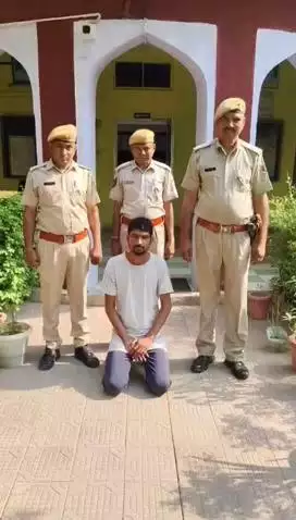आमेर: विराटनगर थाना पुलिस की टीम ने कार्रवाई करते हुए अवैध मादक पदार्थ के मामले में फरार बदमाश को किया गिरफ्तार