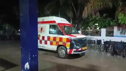 रैपुरा: पन्ना में आंधी-बारिश का कहर, पिपरवाह में चलती बाइक से गिरी महिला गंभीर घायल, अस्पताल रेफर