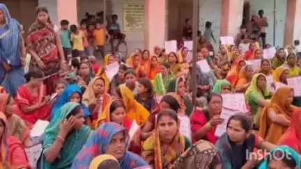 सत्तर कटैया: सतरकटैया प्रखंड में महिला संवाद कार्यक्रम आयोजित, छात्राओं ने छात्रवृत्ति योजना के लाभ बताए