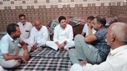 कैराना: कैराना में किसान हत्याकांड में विधायक नाहिद हसन ने मृतक के परिजनों से की मुलाकात, कहा- भाजपा सरकार में गुंडागर्दी चरम पर