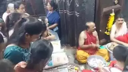 करवीर: अंबाबाई मंदिरात 59 हजार 15 इतक्या भाविकांनी घेतले दर्शन व देवस्थान समितीचे व्यवस्थापक महादेव दिंडे