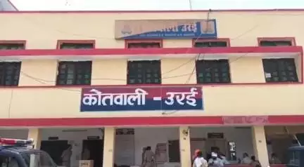 उरई: उरई कोतवाली पुलिस ने सट्टा खिला रहे एक व्यक्ति को गिरफ्तार कर भेजा जेल