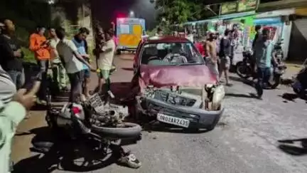 କେନ୍ଦୁଝର ସହର: ଢେଙ୍କିକୋଟ ବଜାର ନିକଟରେ କାରଓ ବାଇକ ମଧ୍ୟରେ ଘଟିଛି ମର୍ମନ୍ତୁଦ ସଡକ ଦୁର୍ଘଟଣାରେ ଦୁଇ ଜଣ ଗୁରୁତର