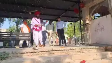 बूंदी: ग्रामीण विकास राज्‍यमंत्री ने बावड़ियों के जीर्णोद्धार कार्य का किया निरीक्षण, अधिकारियों को दिए आवश्यक दिशा-निर्देश