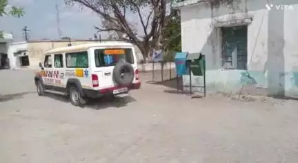 झारडा: झारडा तहसील के कचरिया फान्टा गांव के पास मोटरसाइकिल फिसलने से एक व्यक्ति घायल