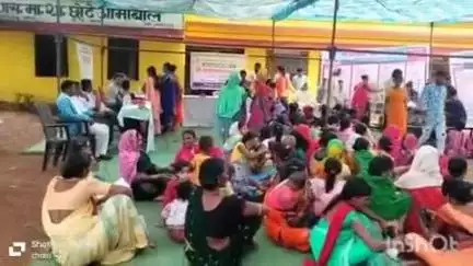 छोटेआमाबाल में स्वास्थ्य शिविर का आयोजन, 185 ग्रामीणों का स्वास्थ्य जांच कर निशुल्क दवाई का वितरण किया गया