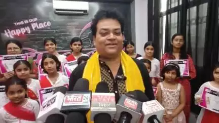 जगदीशपुर: थिरकन डांस एंड फिटनेस स्टूडियो में कथक समर कैंप का समापन, बच्चों ने सीखीं लखनऊ घराने की तालें