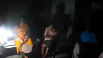 মাথাভাঙা ২: পারাডুবি সংলগ্ন এলাকায় আয়োজিত সারাভারত ক্ষেতমজুর ইউনিয়নের বৈঠক, উপস্থিত রাজ্য কমিটির সদস্য