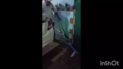 आठनेर: आठनेर नगर के वार्ड नंबर-8 में एक घर में निकला कोबरा सांप, सर्प मित्र ने किया रेस्क्यू