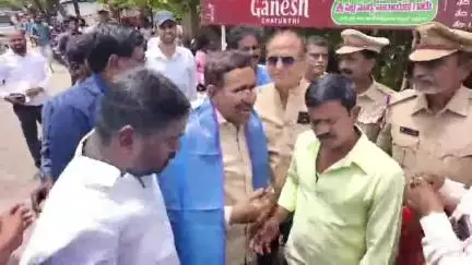 2 లకే 20 లీటర్ల స్వచ్ఛమైన తాగునీరు
నెల్లూరు 11వ డివిజన్లో ఎన్టీఆర్ సుజల సురక్ష మంచినీటిని ప్రారంభించిన మంత్రి