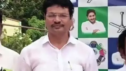 కొవ్వూరు: విద్యార్థులు, ప్రజల్ని మోసం చేసిన కూటమి కోవూరులో మీడియా సమావేశంలో వైసీపీ లీగల్ సెల్ కమిటీ సభ్యులు