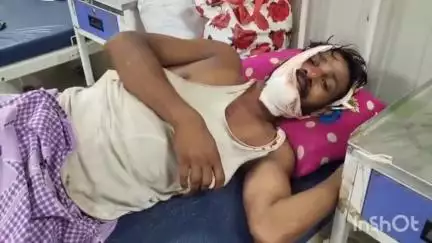काको: बिना रेलिंग की छत से गिरकर एक व्यक्ति गंभीर रूप से घायल, इलाज जारी