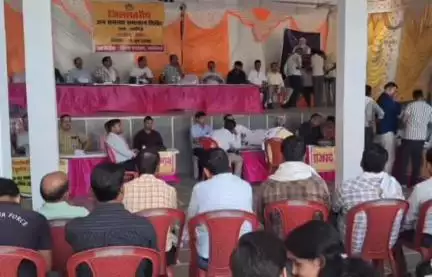 मुरार: करहिया में जिला स्तरीय जन समस्या निवारण शिविर का हुआ आयोजन, बड़ी संख्या में ग्रामीणों की समस्याओं का किया गया निराकरण