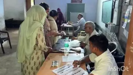 चरखी दादरी: पंचायत उप चुनाव के नतीजे देर शाम घोषित, हंसावास खुर्द में 11 वोट से की जीता सरपंच