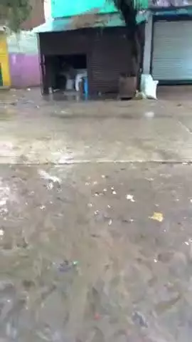 लभारी में बारिश से मेन रोड पर पानी भर गया 
गांव का प्रधान कोई काम नहीं करता है..................