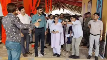 बड़वानी: राष्ट्रपति द्रौपदी मुर्मू के तलुन में आयोजित कार्यक्रम की तैयारियों का कलेक्टर ने लिया जायजा