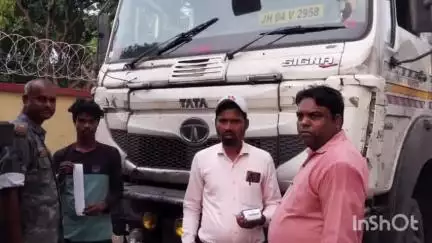 हिरणपुर: थाना के पास हिरणपुर मार्ग पर कोयला डंपरों के परिचालन पर ₹47 हजार का जुर्माना