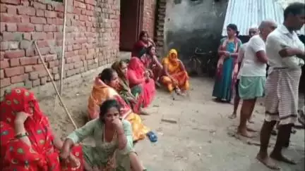 अमेठी: अमेठी में पीपल की डाल गिरने से बुजुर्ग महिला की मौके पर मौत, संग्रामपुर थाना क्षेत्र के नारायणपुर गांव की घटना