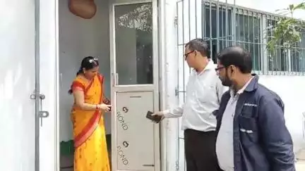 आदित्यपुर गम्हरिया: NJVM जगन्नाथपुर में चोरों का उत्पात, दरवाजे तोड़कर लॉकर क्षतिग्रस्त किया, दस्तावेज और स्टांप गायब