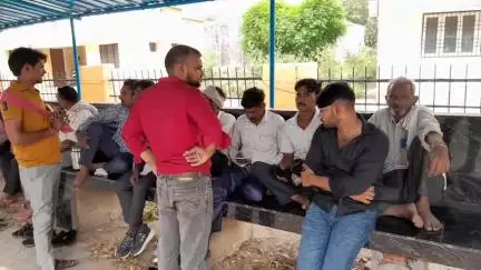 मैनपुरी: कुरावली क्षेत्र में पैदल व्यक्ति को बुलेरो कार ने मारी टक्कर, हुई मौत, पुलिस ने शव पीएम के लिए भेजा