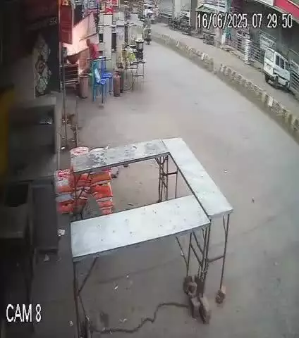 बैतूल नगर: गंज में होटल के अंदर एलपीजी सिलेंडर में लगी आग, घटना का सीसीटीवी फुटेज आया सामने