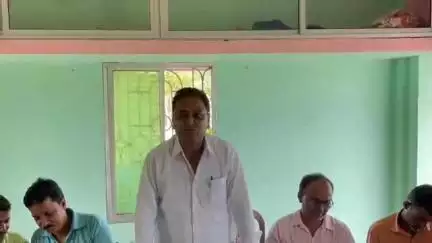 দেশপ্রাণ: ওলমাইদলবাড়ে চারাগাছ প্রদান করা হয় তারই প্রস্তুতি সভা আজ অনুষ্ঠিত হয়।উপস্থিত পঞ্চায়েতের সমিতির সভাপতি বিকাশ চন্দ্র বেজ