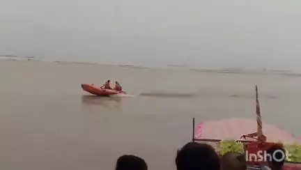 सिरौली गौसपुर: सानवा गांव के पास सरयू नदी में नहाने गए तीन युवकों में से एक युवक डूब गया, दो युवक किसी तरह बाहर निकले