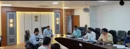दि. 16 जून रोजी जिल्हाधिकारी कार्यालयातील सभागृहात मा. जिल्हाधिकारी श्री. प्रजित नायर यांचे अध्यक्षतेत, जिल्हा परिषदचे मुख्य कार्यकारी अधिकारी मा. श्री एम. मुरूगानंथम यांचे उपस्थितीत जिल्हास्तरीय "स्टॉप डायरीया "मोहिमेची कार्यदल सभा संपन्न