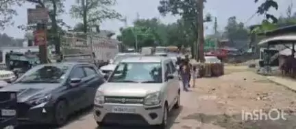बेहट: दिल्ली-देहरादून नेशनल हाइवे पर पहाड़ियों में बस खराब होने से वाहनों का लगा लंबा जाम