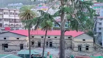 पौड़ी: पौड़ी का गौरव, 1850 का कलेक्ट्रेट भवन बनेगा धरोहर, ऐतिहासिक धरोहर फिर से लौट रही पुराने स्वरूप में