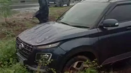മണ്ണാർക്കാട്: കല്ലടിക്കോട് സത്രം കാവിന് സമീപം കാർ നിയന്ത്രണം വിട്ട് മറിഞ്ഞ് അപകടം, ഡ്രൈവറെ ആശുപത്രിയിൽ പ്രവേശിപ്പിച്ചു