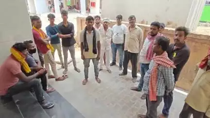 मिर्ज़ापुर: विंध्याचल थाना क्षेत्र के अरगजा पांडेपुर के पास बाइक से जा रहे युवक की मौके पर हुई मौत, शव पहुंचा चीरघर
