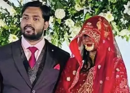 खान सर ने शादी के रिसेप्शन में पत्नी के घूंघट में रहने को लेकर दी प्रतिक्रिया; किए और भी कई खुलासे