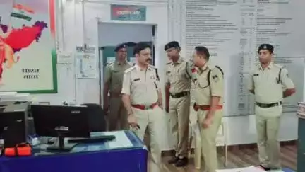 बरघाट: अरी थाना पहुंचकर जिला पुलिस अधीक्षक सुनील मेहता ने किया निरीक्षण