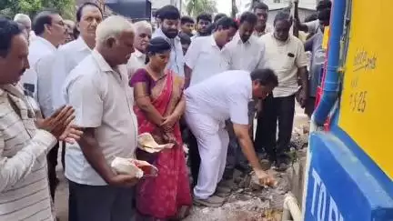 గ్రామాల్లో మౌలిక సదుపాయాల కల్పనే కూటమి ప్రభుత్వం లక్ష్యం: ఆత్రేయపురం లో ఎమ్మెల్యే బండారు సత్యానందరావు