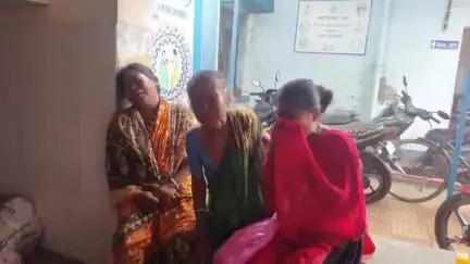 ইটাহার: ইটাগারের বেতোর গ্রামে শ্বশুর বাড়ির অদূরের তেজপাতার বাগান থেকে উদ্ধার বধূর ঝুলন্ত দেহ, আটক স্বামী, তদন্তে পুলিস