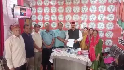 बड़सर: बड़सर के विधायक इन्द्रदत्त लखनपाल ने कांगड़ा जिला में बनाई जाने वाली फिना सिंह सिंचाई परियोजना पर उठाए सवाल
