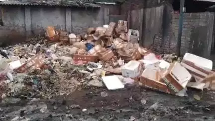 খড়গপুর ১: মোটা ভাড়া নিলেও গোলবাজার ও জনতা মার্কেটের নেই পরিকাঠামো, জোরালো দাবি রেলওয়েকে পরিকাঠামো তৈরির #jansamasya