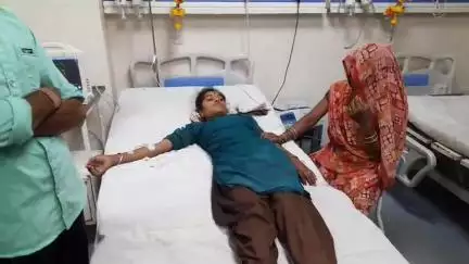 बरही: ग्राम जाजागढ में कुएं में गिरकर घायल हुई एक युवती, बरही अस्पताल में कराया गया भर्ती