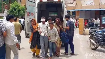 मैनपुरी: कुरावली क्षेत्र में नील गाय की टक्कर से पिता-पुत्र गंभीर रूप से हुए घायल
