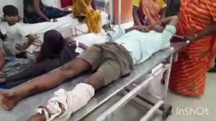 हाथरस: गांव सलेमपुर के पास तेज गति से चल रही रोडवेज बस ने पैदल व्यक्ति को मारी टक्कर, गंभीर रूप से घायल, हाथरस रेफर
