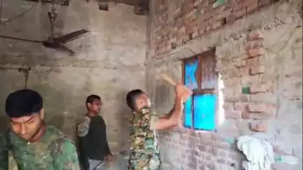मोतिहारी: मोतीहारी पुलिस ने जिले के विभिन्न थाना क्षेत्रों में चलाया महा कुर्की अभियान