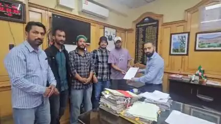 कल्पा: कल्पा में स्वर्गीय देवराज नेगी खेल स्टेडियम का बदला नाम, युवारिंगी गाँव के ग्रामीणों ने जताई नाराज़गी