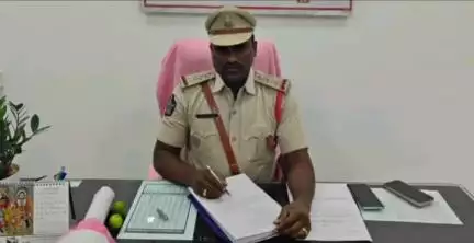 మంగళగిరి: తాడేపల్లి నూతన సిఐ గా బాధ్యతలు స్వీకరించిన పి.వీరేంద్ర బాబు