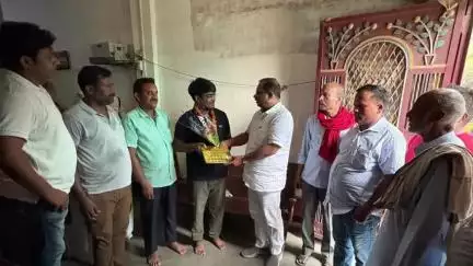मैरवा: बड़गांव में नीट परीक्षा उत्तीर्ण करने पर विधायक ने छात्र को किया सम्मानित