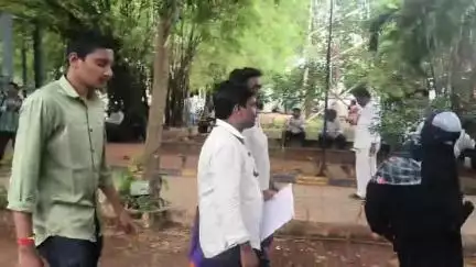 ప్రైవేటు విద్యాసంస్థలపై విద్యాశాఖ అధికారులు పర్యవేక్షణ చేయాలని ఎస్ఎఫ్ఐ డిమాండ్