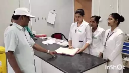 सासाराम: रोहतास से विसर्जन डॉक्टर मणिराज रंजन ने सासाराम सदर अस्पताल का किया औचक निरीक्षण